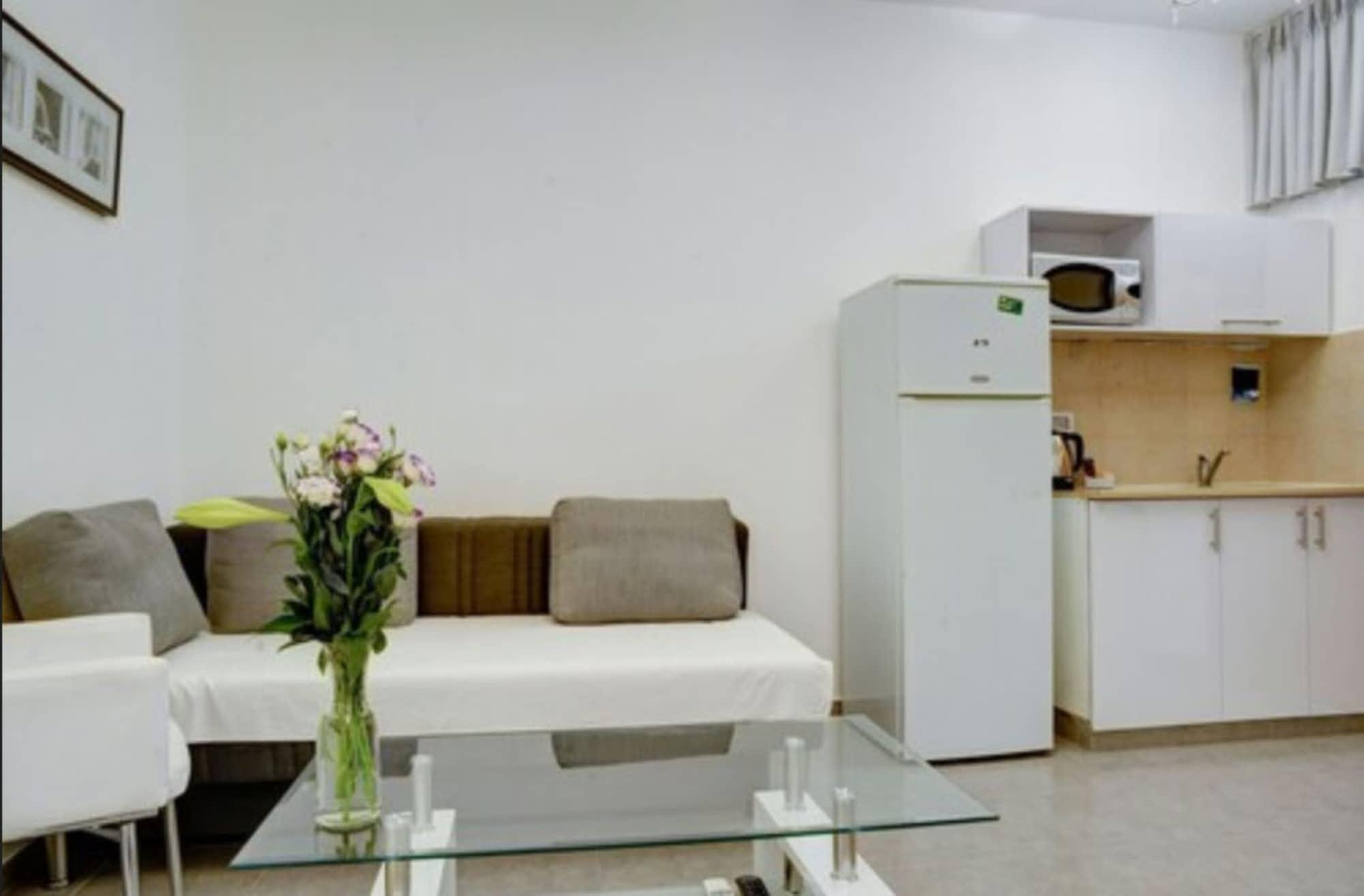 Liber Tel Aviv Sea Shore Suites By Raphael Hotels Екстериор снимка