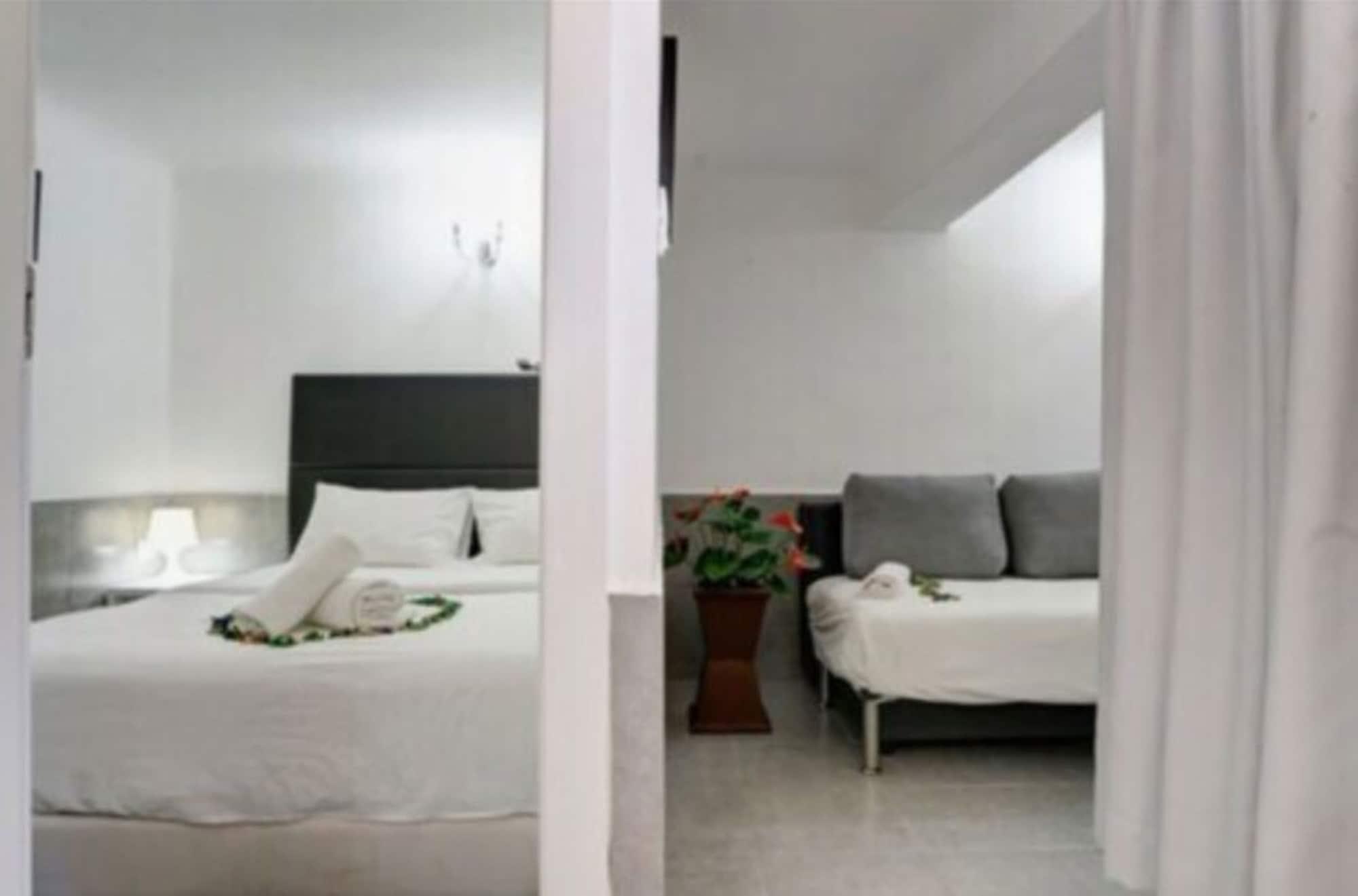 Liber Tel Aviv Sea Shore Suites By Raphael Hotels Екстериор снимка
