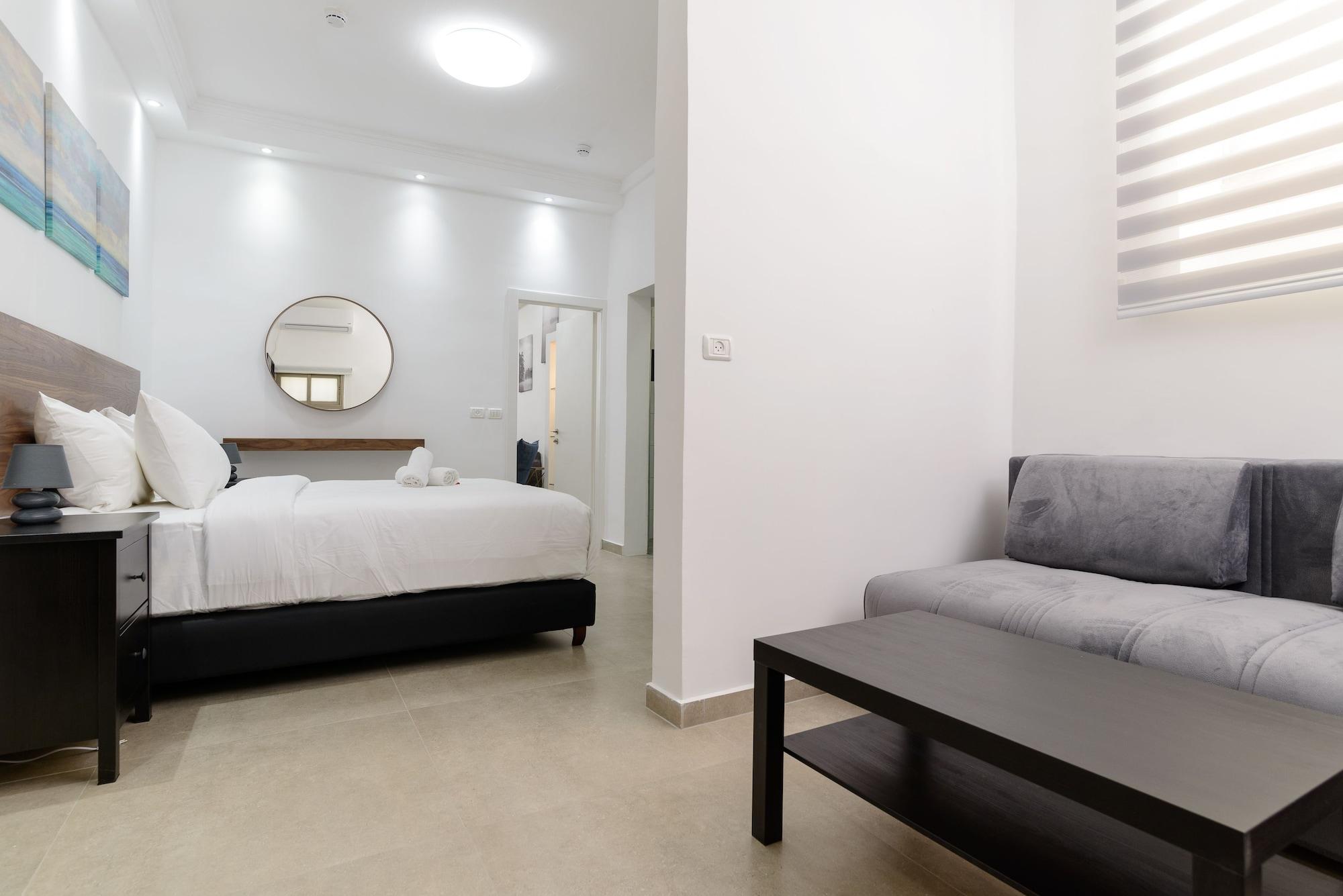 Liber Tel Aviv Sea Shore Suites By Raphael Hotels Екстериор снимка